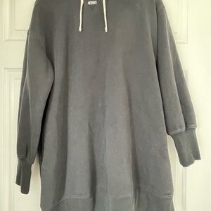 GSTAR: Charcoal Gray Oversized Hoodie Dress with Pockets